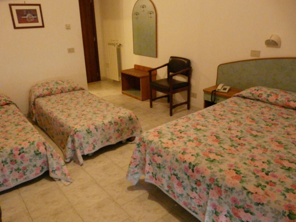 Hotel Vecchia Rimini Llido Degli Estensi Room photo